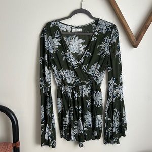 Abercrombie Romper Bell-sleeve